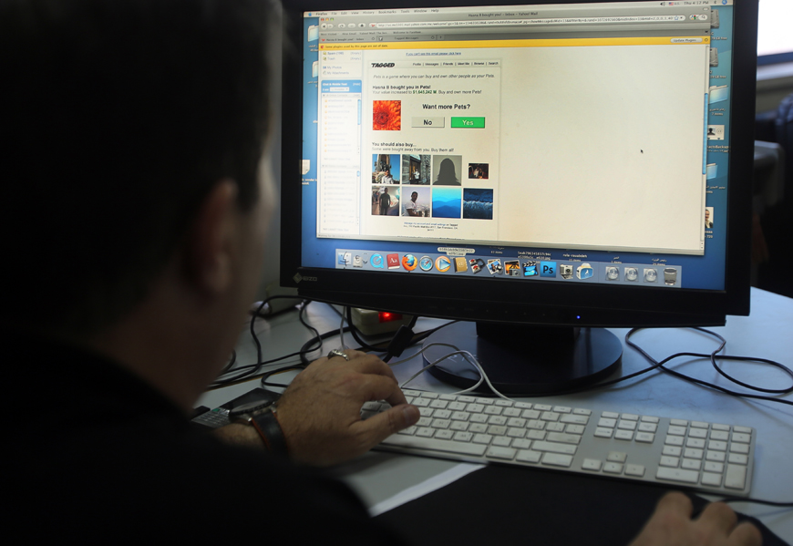 There were 1.9 million Internet subscribers in Jordan by the end of March (JT file photo)